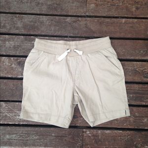 Cat&Jack khaki shorts